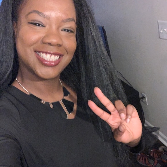 Meet Jasmine Owner of Base & Accent Boutique! - Picture 8 of 14